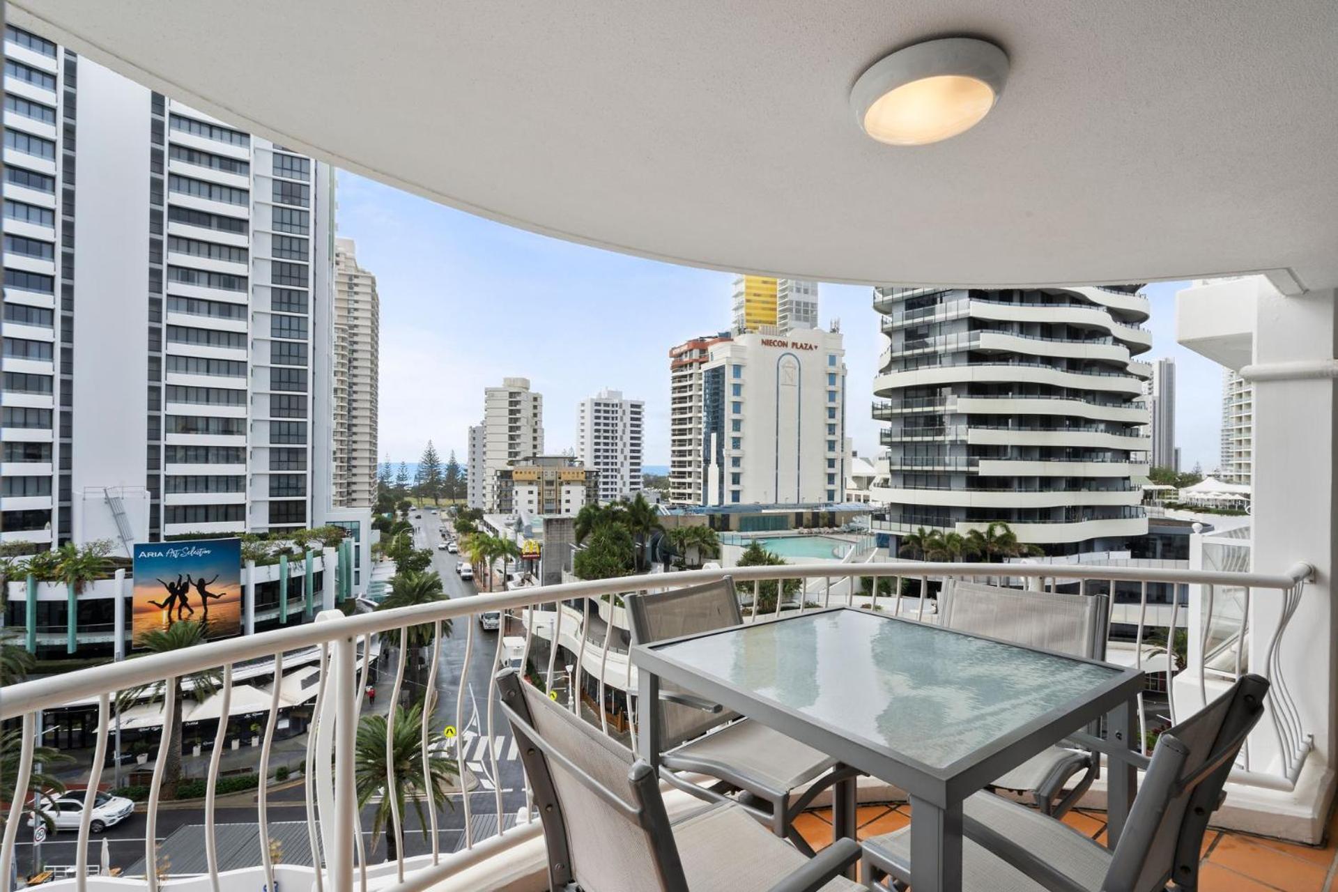 Phoenician Resort Broadbeach - Gclr Gold Coast Extérieur photo